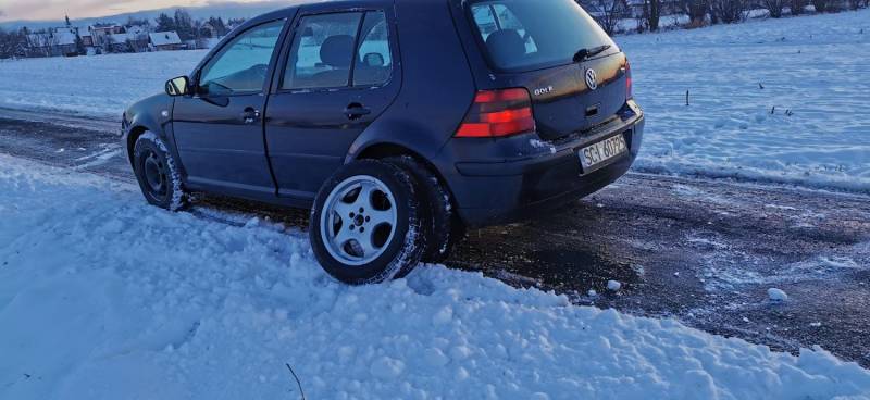 ox_sprzedam-vw-golf-4-19-tdi-90-km-rok-2000