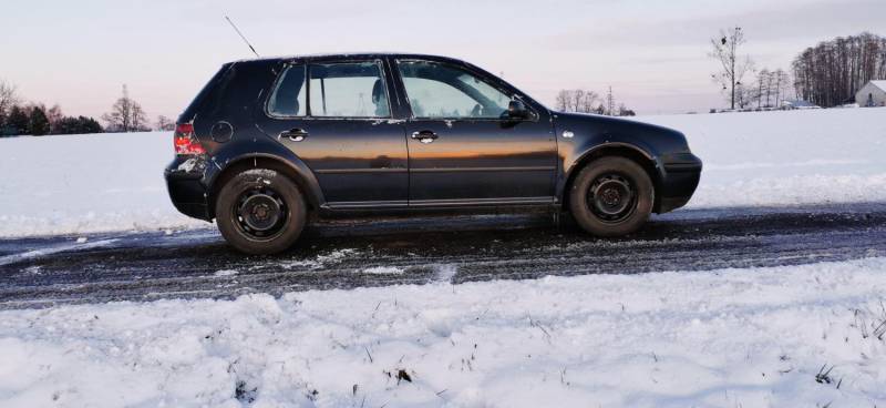 ox_sprzedam-vw-golf-4-19-tdi-90-km-rok-2000