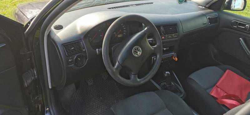 ox_sprzedam-vw-golf-4-19-tdi-90-km-rok-2000