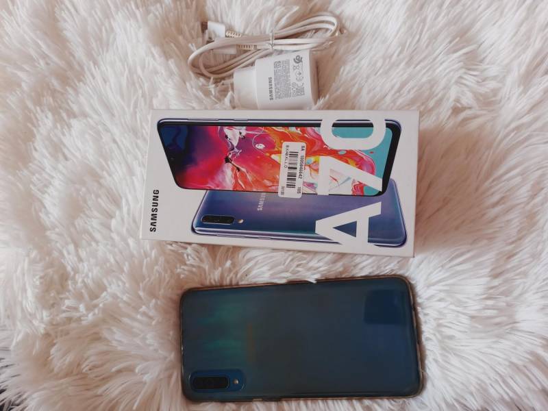 ox_samsung-a70-nowe-szklo-etui-bdb-stan