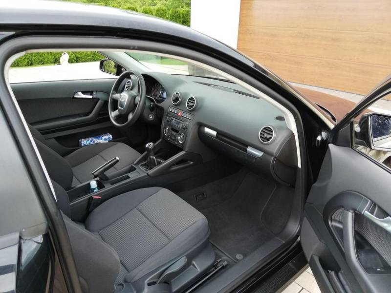 ox_audi-a3-20tdi-klimatyzacja-tempomat-bezwypadkowy