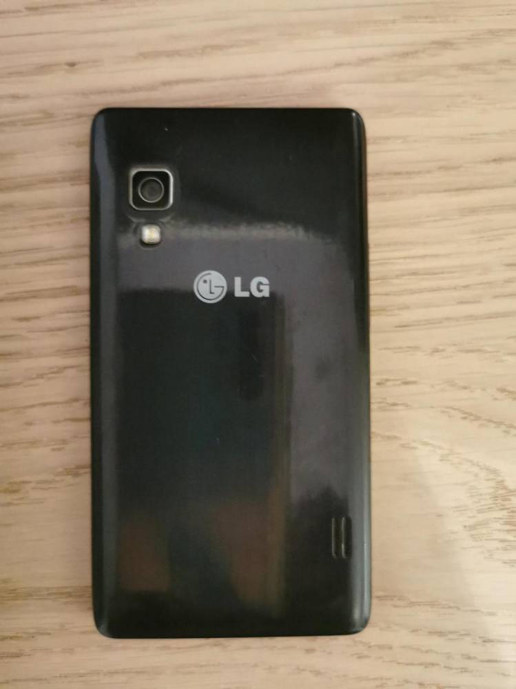 ox_sprzedam-smartfon-czarny-lg-e460-ls-sprawny-tanio-w-super-cenie