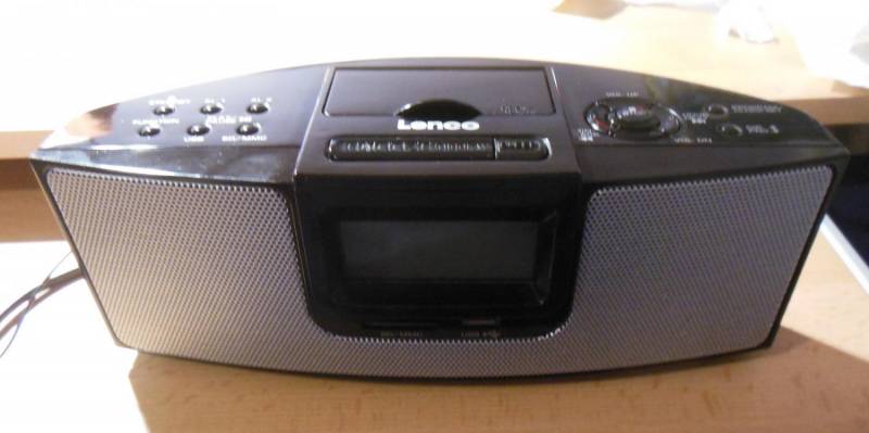 ox_radio-budzik-hi-fi-lenco-cr-31-z-usbsd