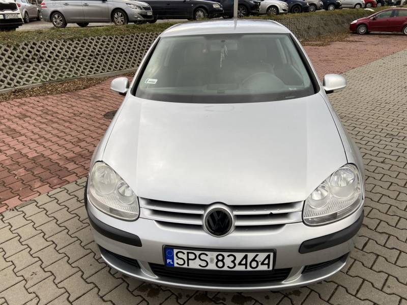 ox_vw-golf-v-16-benzyna-prywatny-bdb-wyposazonygarazowanyod-kobiety