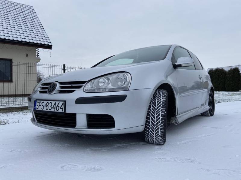 ox_vw-golf-v-16-benzyna-prywatny-z-domu-zadbany-od-kobiety