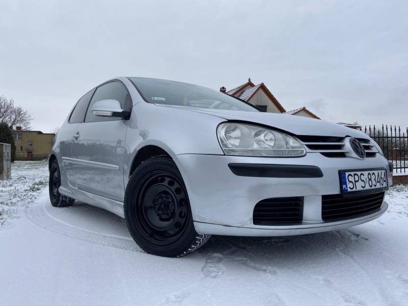 ox_vw-golf-v-16-benzyna-prywatny-z-domu-zadbany-od-kobiety