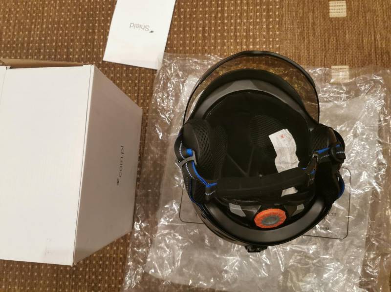 ox_kask-narciarski-z-szyba-przylbica-4f-rozm-s-regula