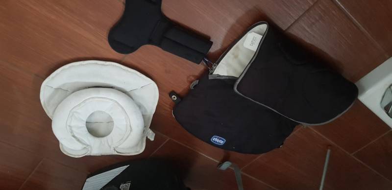 ox_fotelik-nosidelko-dzieciece-chicco