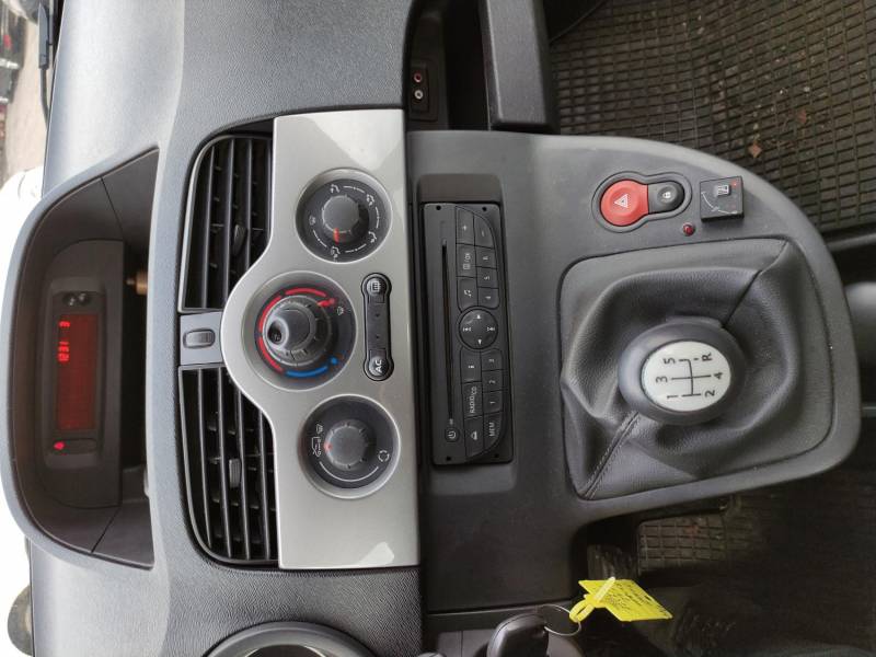 ox_renault-kangoo-2010r-16-benz
