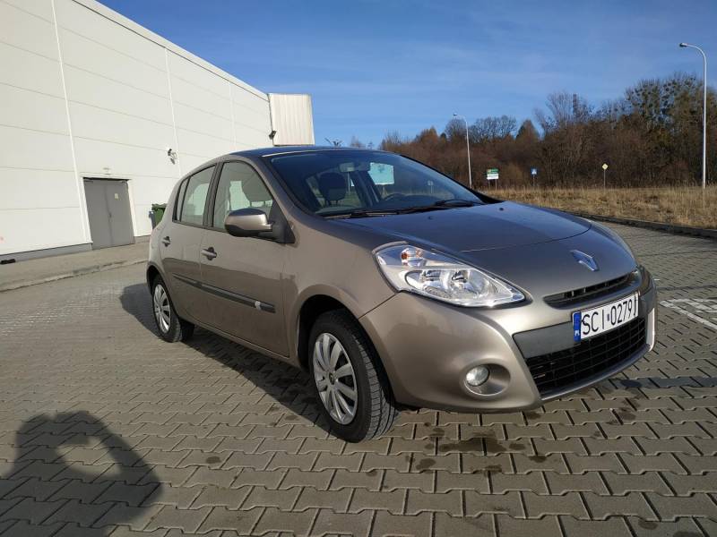 ox_renault-clio-2011r-15dci