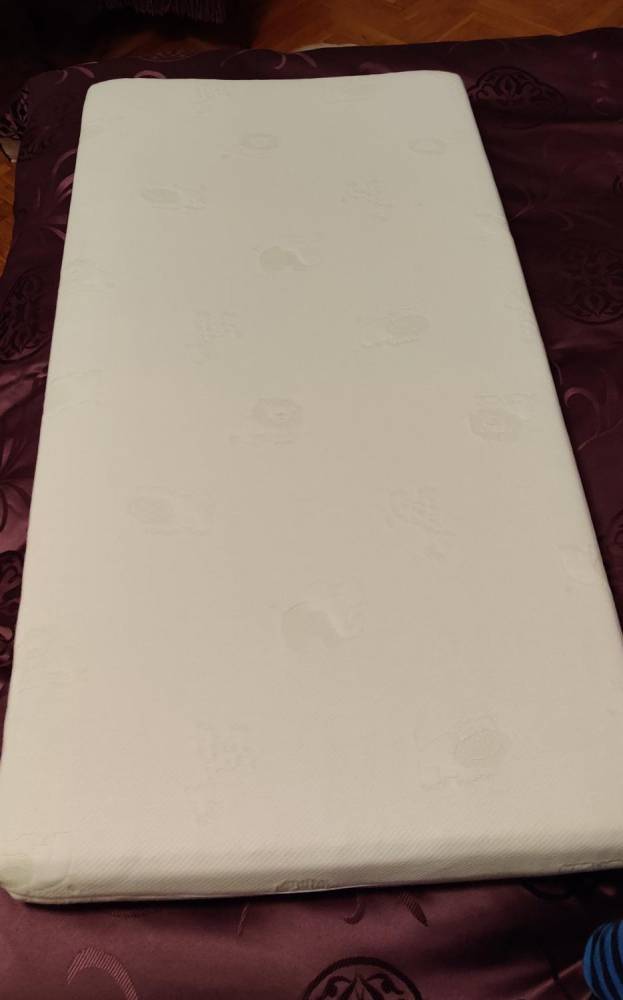 ox_lozeczko-tapczanik-masza-120-x-60-cm-wraz-z-materacem-gryko-koko