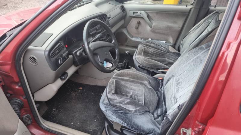 ox_vw-vento-19-turbodiesel-sprawny-zobacz
