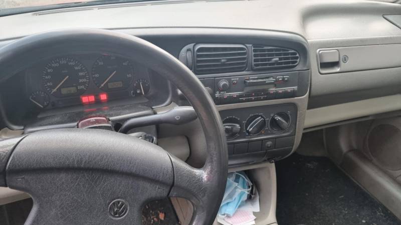 ox_vw-vento-19-turbodiesel-sprawny-zobacz