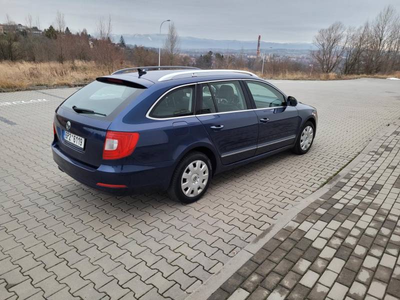 ox_skoda-superb-ii-kombi-4x4-20tdi-cr-140km-dsg-bi-xenon-skretny-skora