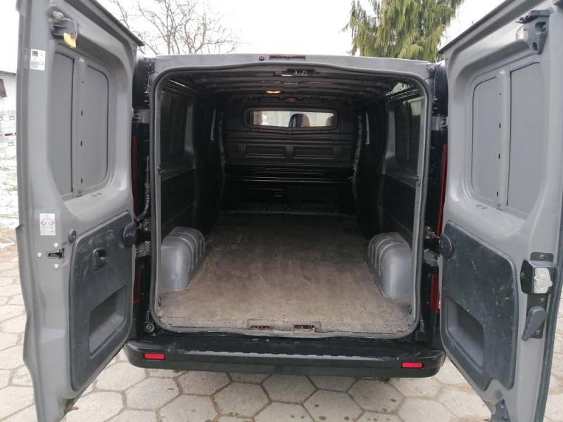 ox_renault-trafic-long-l2h1-pierwszy-wlasciciel-salon-polska-bezwypadkowy