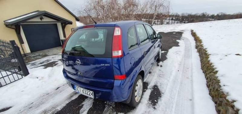 ox_opel-meriva