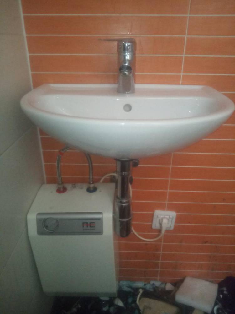 ox_bojler-elektryczny-80l-leov
