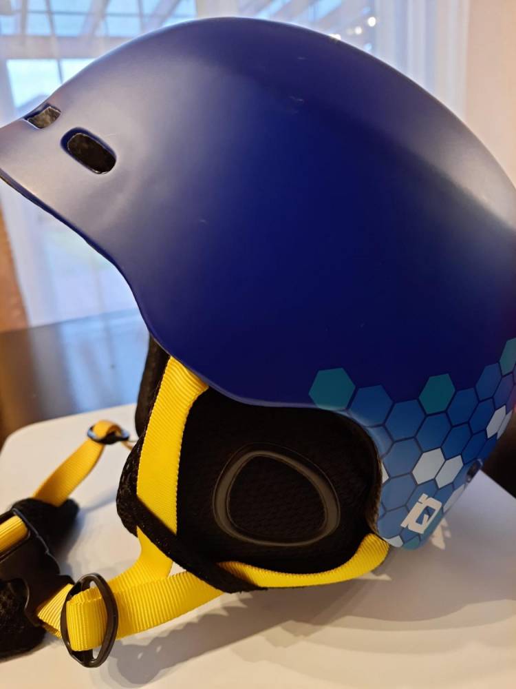ox_dzieciecy-kask-narciarski
