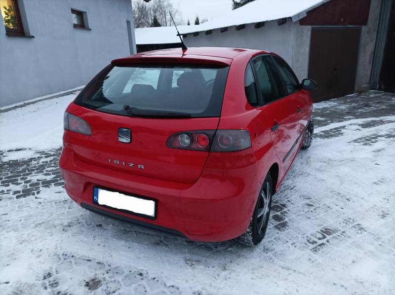 ox_seat-ibiza-2007-r-tempomat-14-benzyna-86km-klimatyzacja
