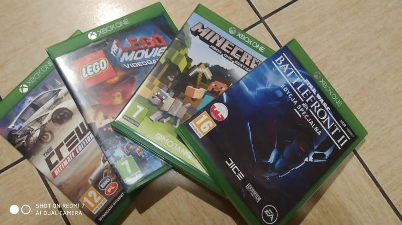 ox_xbox-one-500-gb-2-pady-gry