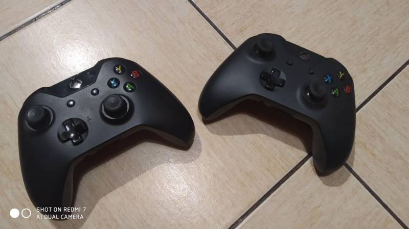 ox_xbox-one-500-gb-2-pady-gry