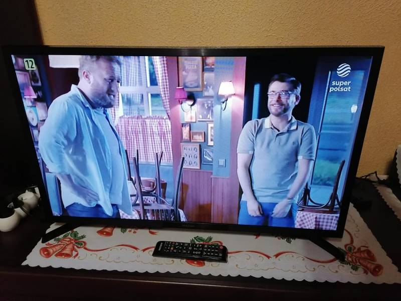 ox_samsung-32-cale-telewizor-led-dvb-t2