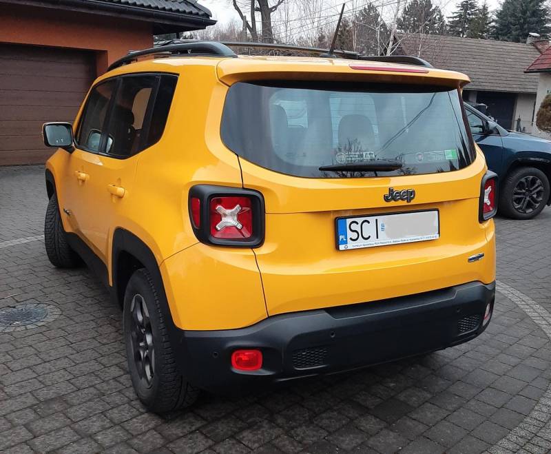 ox_jeep-renegade-wersja-longitude-z-2016-roku-okazja