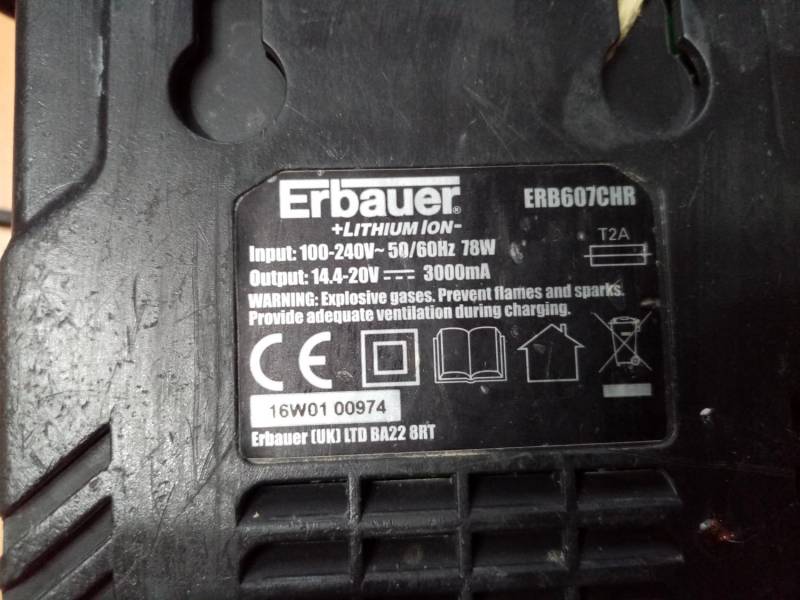 ox_ladowarka-erbauer-jcb-20v-titan-guild-dexter-18v