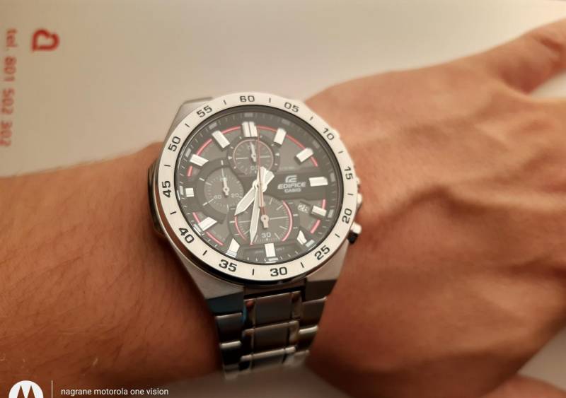 ox_zegarek-casio-edifice-efr-564d-1avuef-3-3-lata-gwarancji