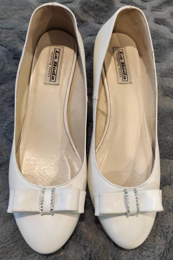 ox_skorzane-biale-buty-slubne-firmy-la-boda-rozmiar-39