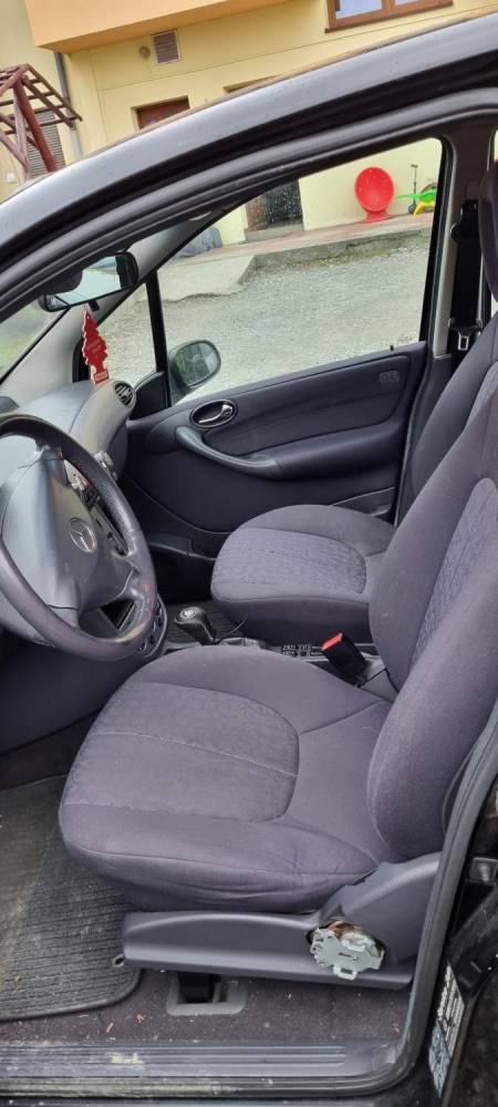 ox_mercedes-a-klasa-160-17-cdi