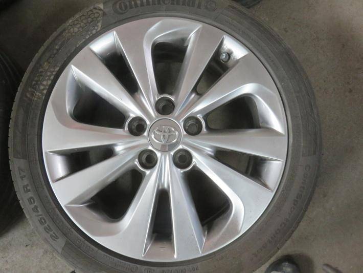 ox_toyota-auris-i-ii-corolla-camry-felgi-17x7j-et50