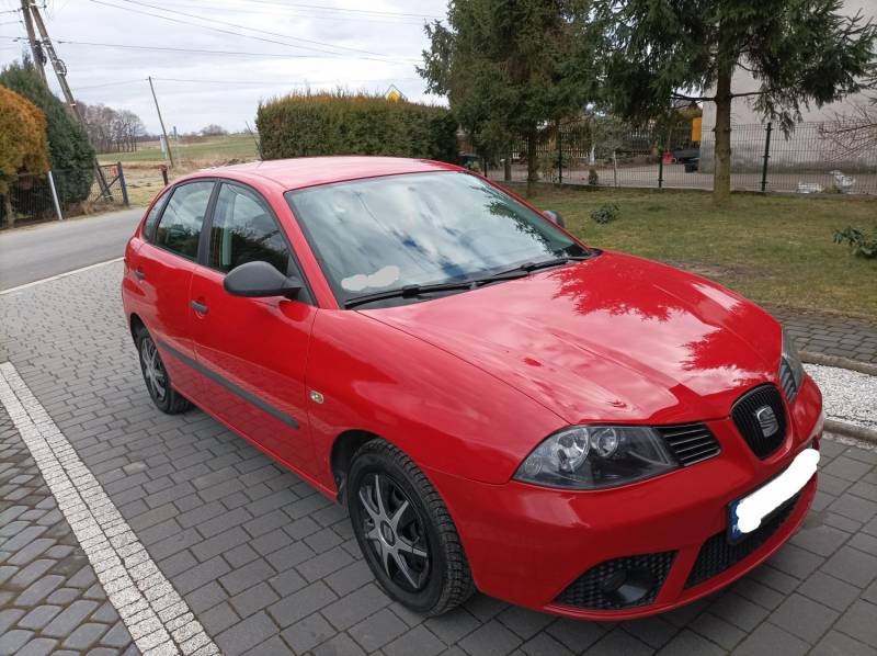 ox_seat-ibiza-2007-r-tempomat-14-benzyna-86km-klimatyzacja