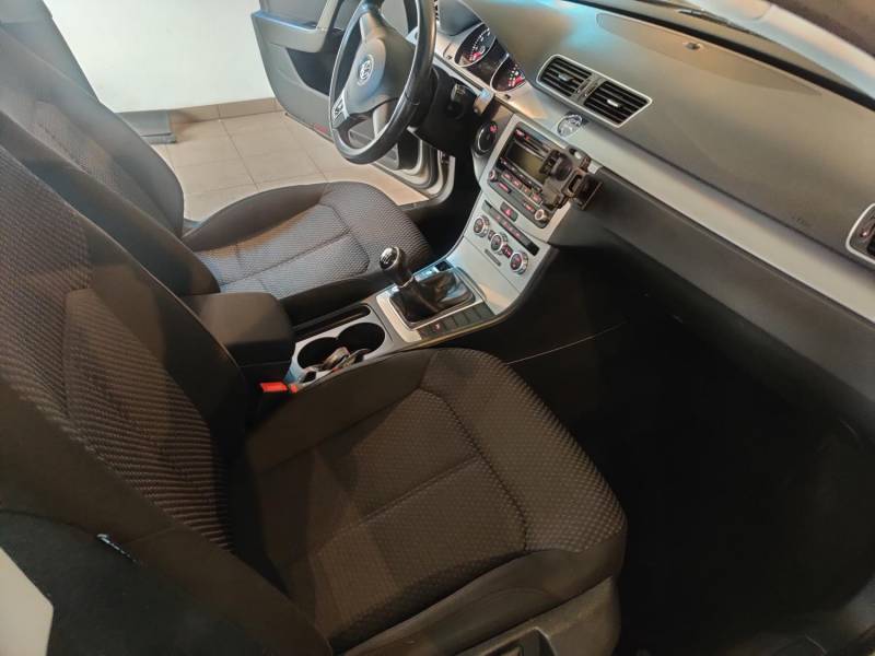 ox_sprzedam-vw-passat-kombi-14-benzyna-2014-zadbany-2-komplety-kol