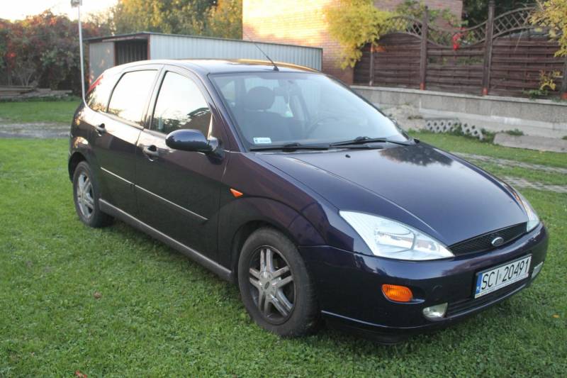 ox_sprzedam-ford-focus-18-tddi-2000r
