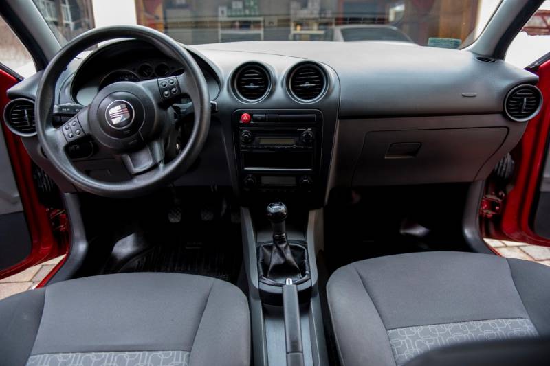 ox_seat-ibiza-2007-r-tempomat-19-tdi-105-km-klimatyzacja