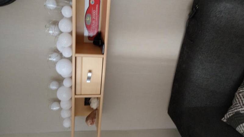 ox_oddam-za-darmo-4-polki-wiszace-stolik-i-2-witryny