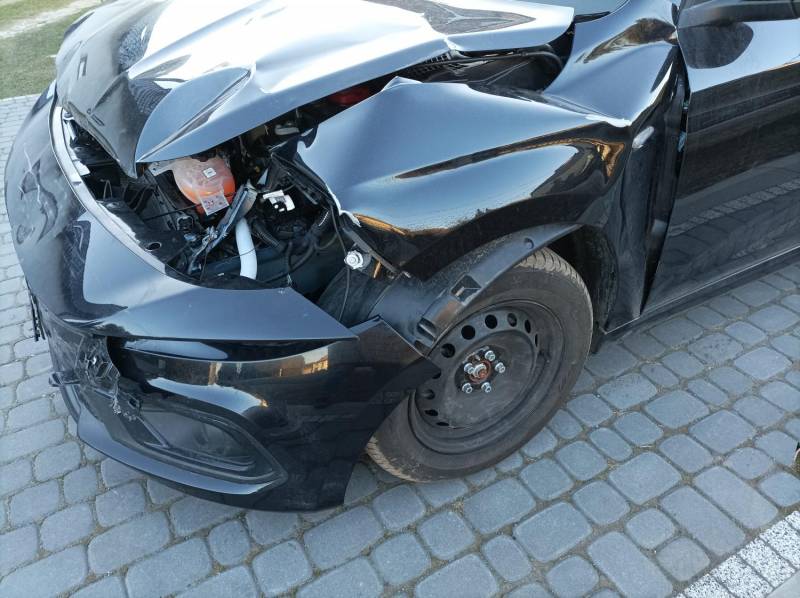 ox_fiat-tipo-2021-r-14-benzyna-uszkodzony-przebieg-5-tys-km