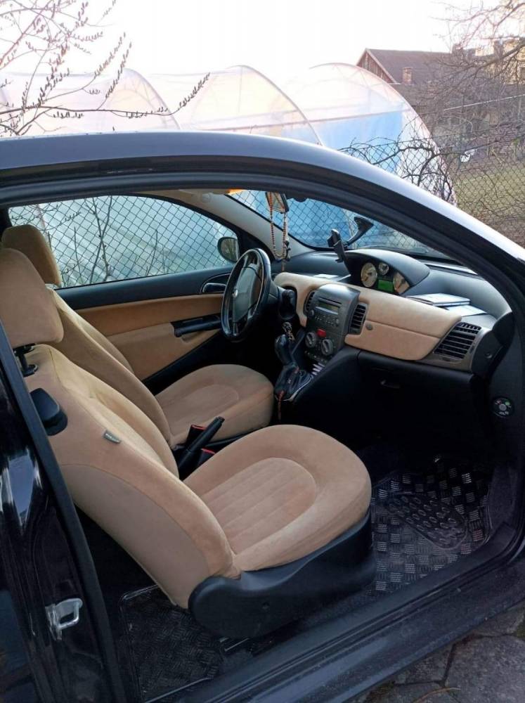 ox_sprzedam-lancia-ypsilon-2006r-12-diesel