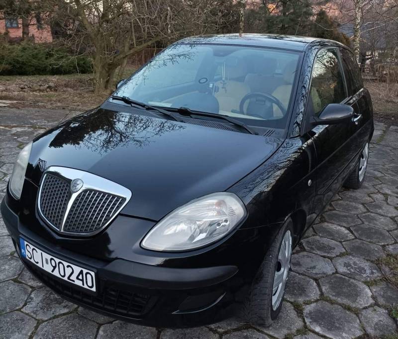 ox_sprzedam-lancia-ypsilon-2006r-12-diesel