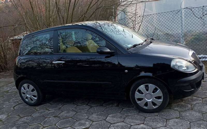 ox_sprzedam-lancia-ypsilon-2006r-12-diesel