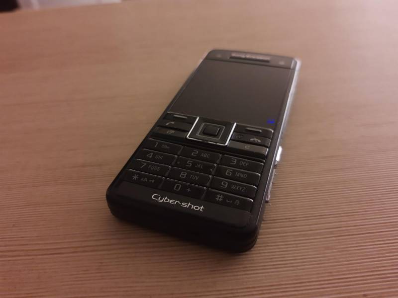 ox_sony-ericsson-c902