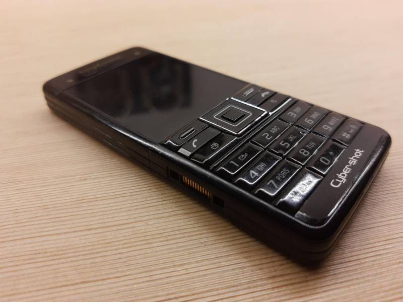ox_sony-ericsson-c902
