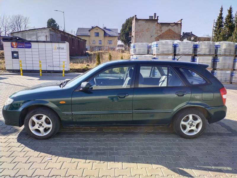 ox_sprzedam-samochod-mazda-323f