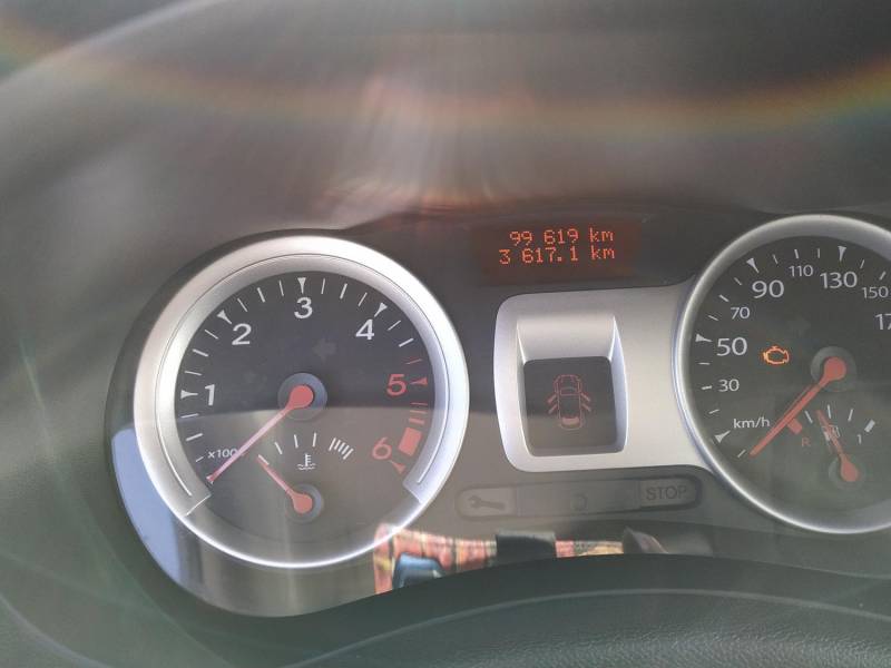 ox_renault-clio-2011r-15dci