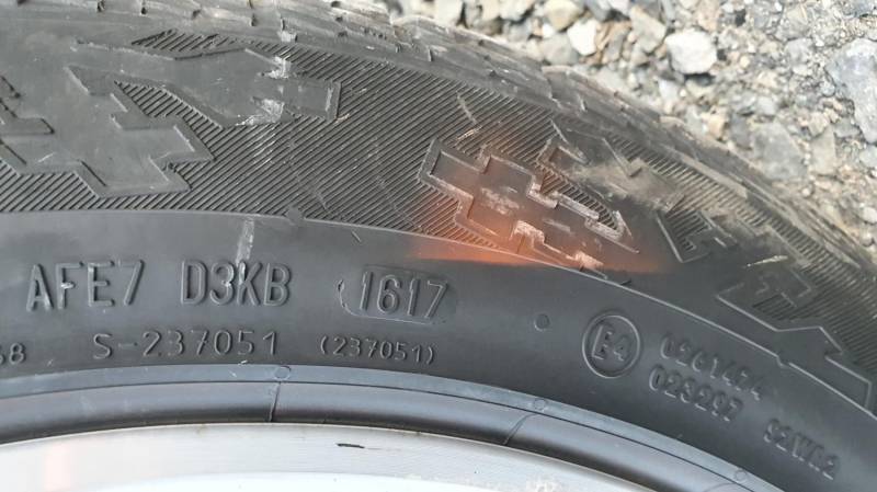 ox_continental-crosscontact-winter-23555-r19-szt-4