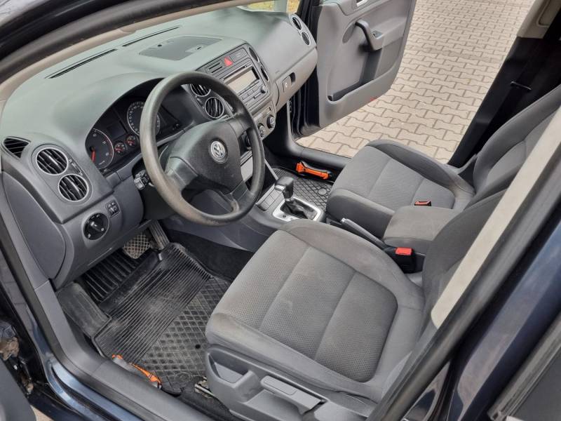 ox_volkswagen-golf-plus-19-tdi-dsg