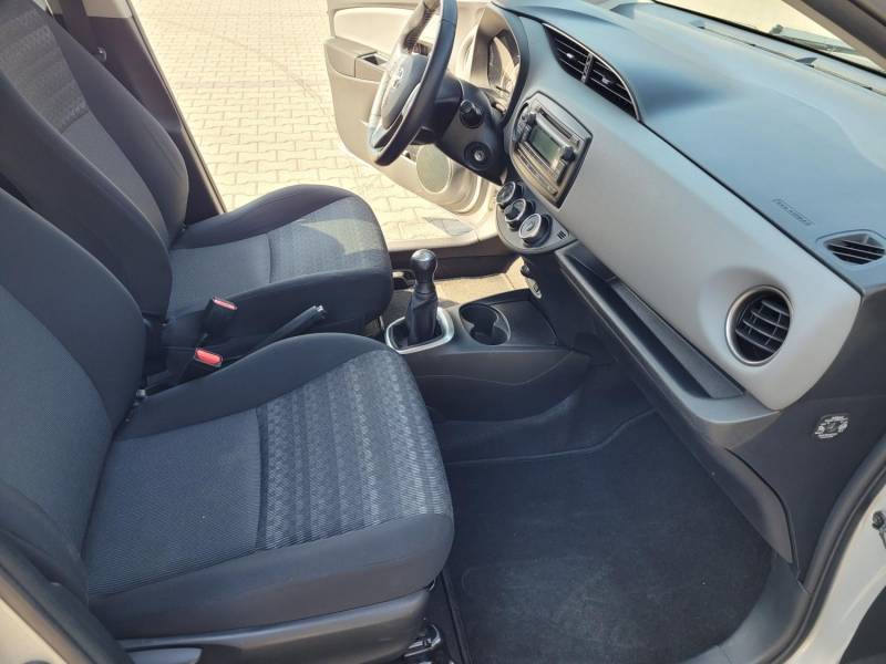 ox_toyota-yaris-krajowa-bezwypadkowa-pierwszy-wlasciciel
