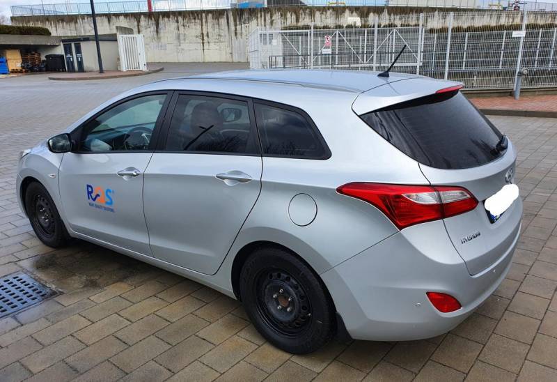 ox_hyundai-i30-wagon