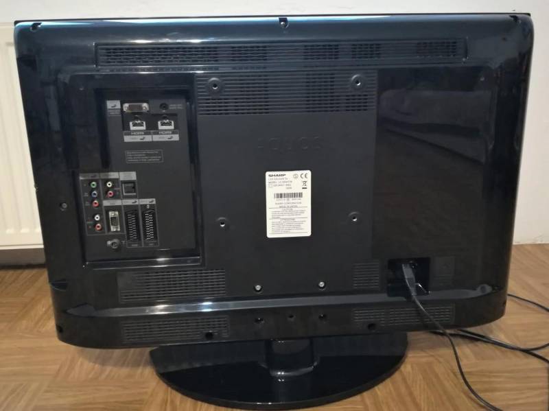 ox_telewizor-lcd-sharp-lc-32dh77e-32-cale-full-hd-dvb-t-mpeg-4